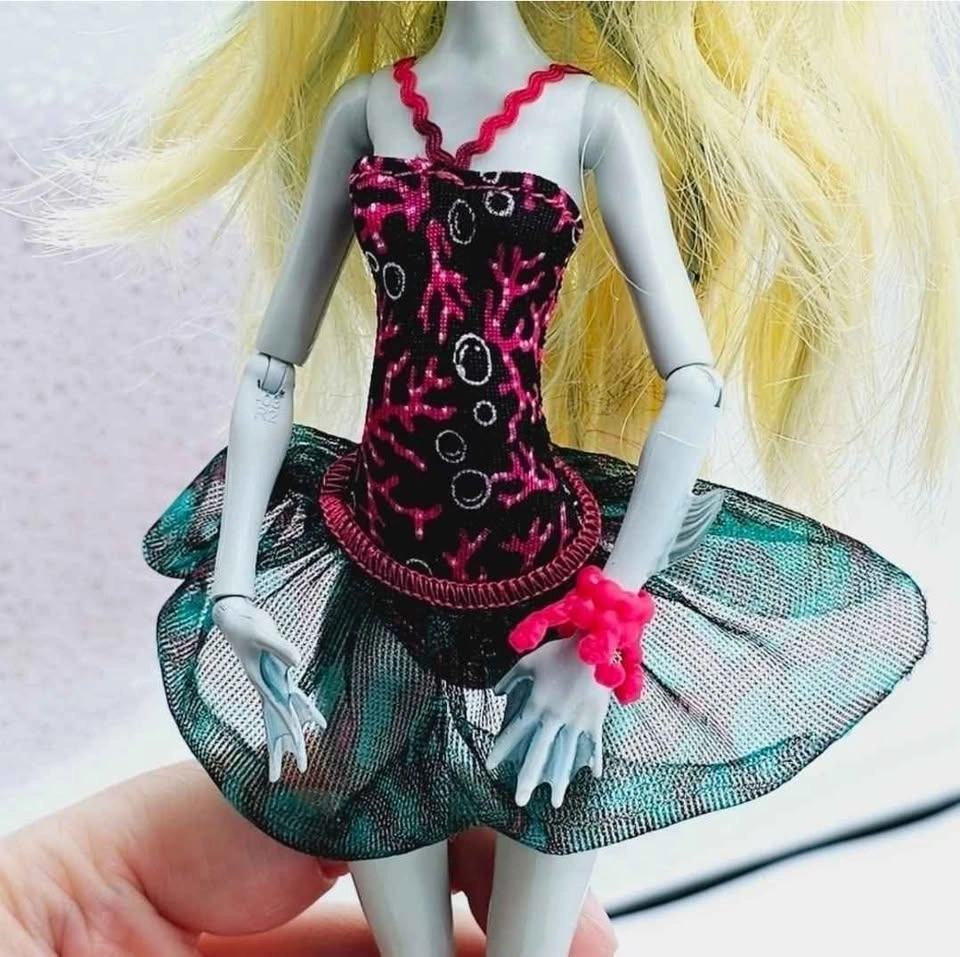 Monster High Lagoona Blue Dance Class Doll - photo 4