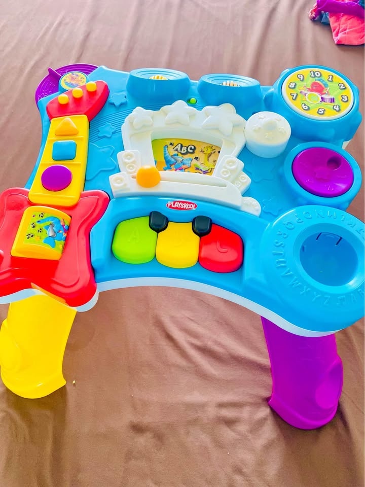 Activity Table - Like New with Alphabets, Songs & Lights