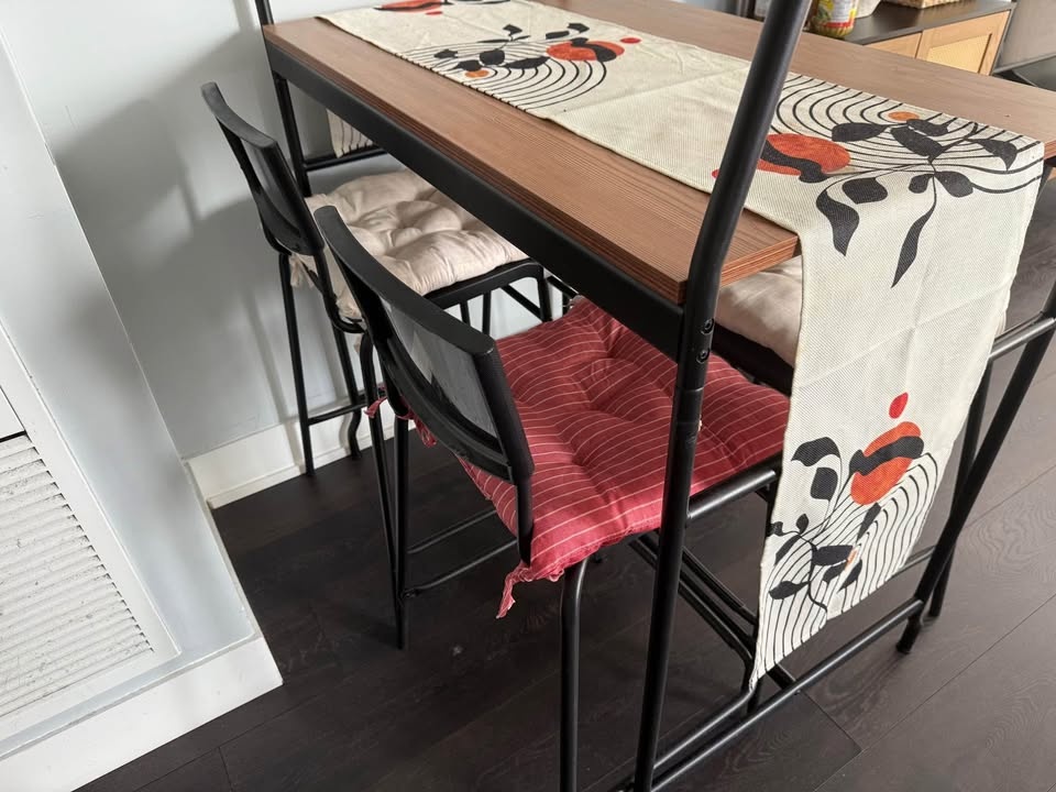 IKEA Dining Table and 4 Chairs with Cushions & Plants - photo 3