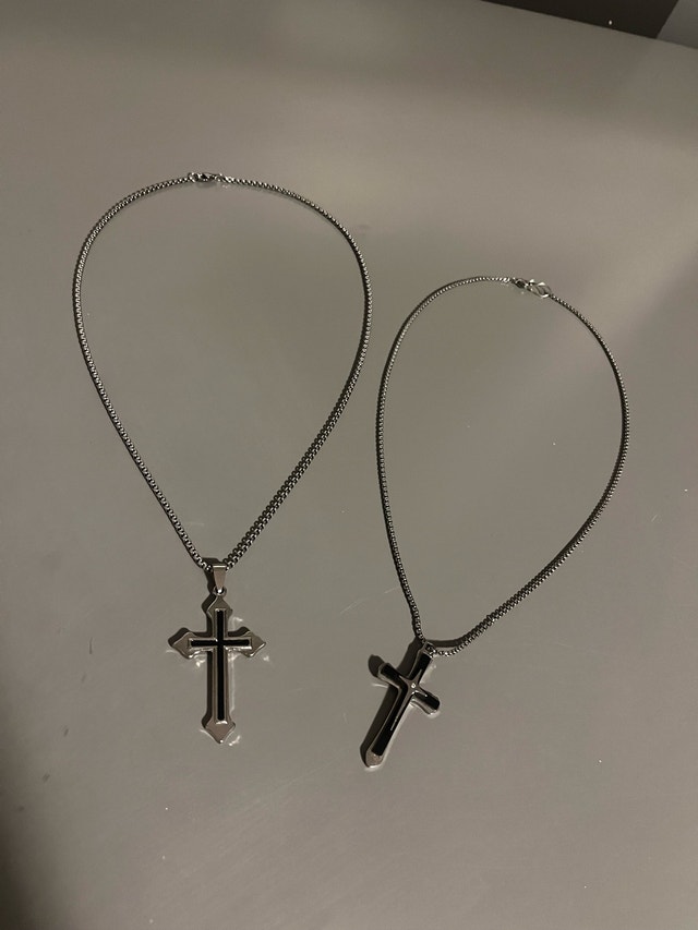 Silver cross chains