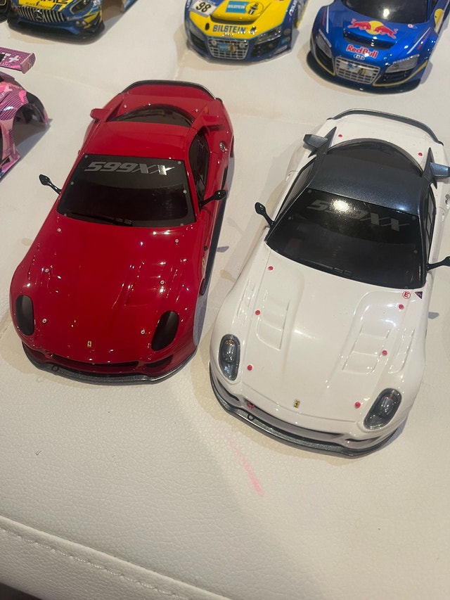 MINT condition Mini-z bodies - photo 2