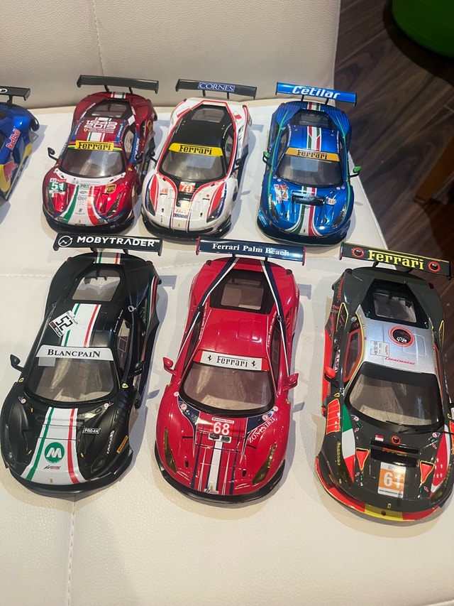 MINT condition Mini-z bodies - photo 4