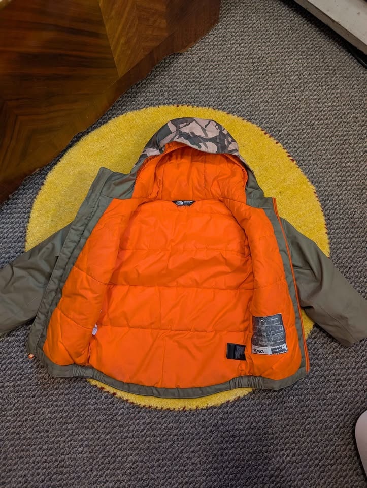 4T North Face Insulated Jacket - photo 2