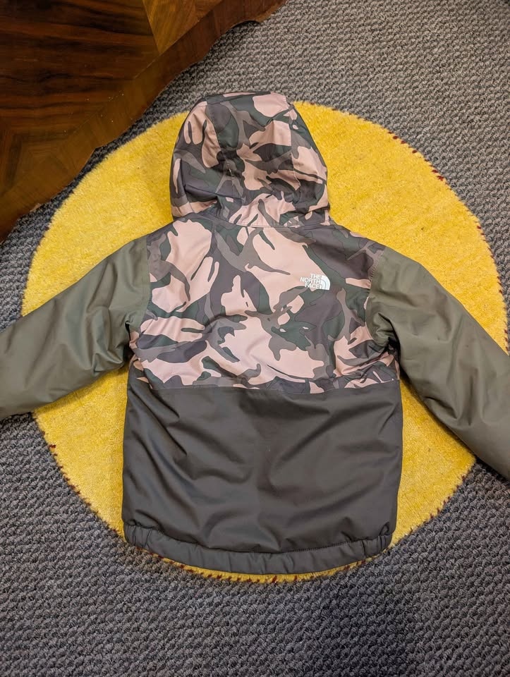 4T North Face Insulated Jacket - photo 3