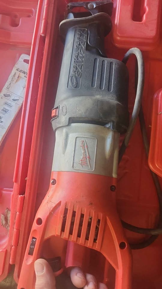 Milwaukee Super SawZall Heavy Duty - photo 3