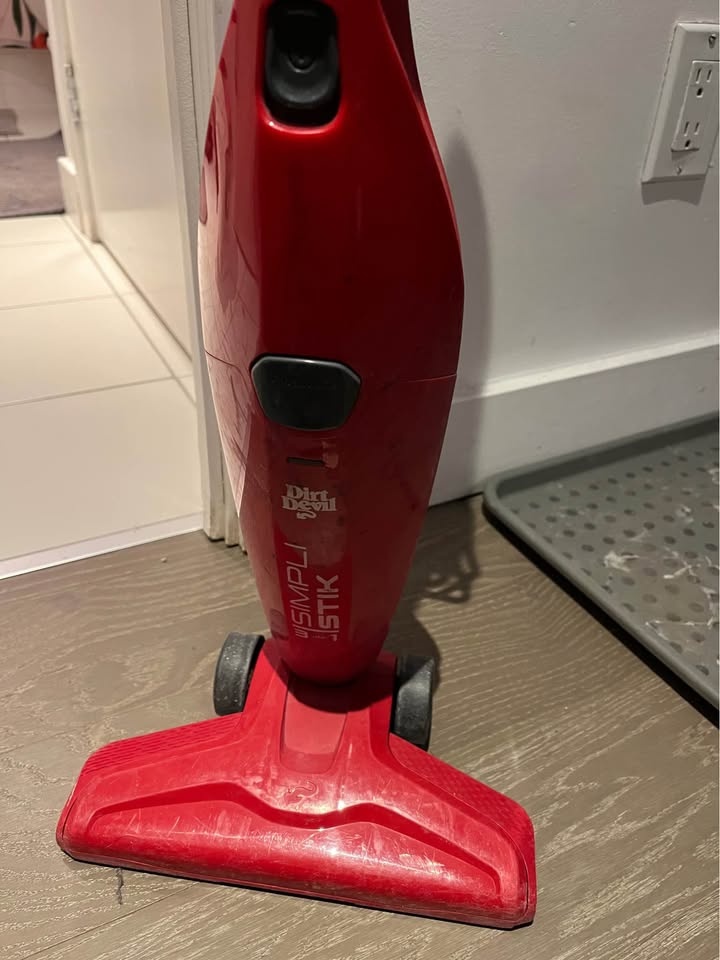 3 in 1 Dirt Devil Simpli-Stik Vacuum Cleaner - photo 3