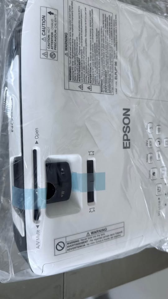 Epson EX5260 Wireless HDMI Projector - photo 2