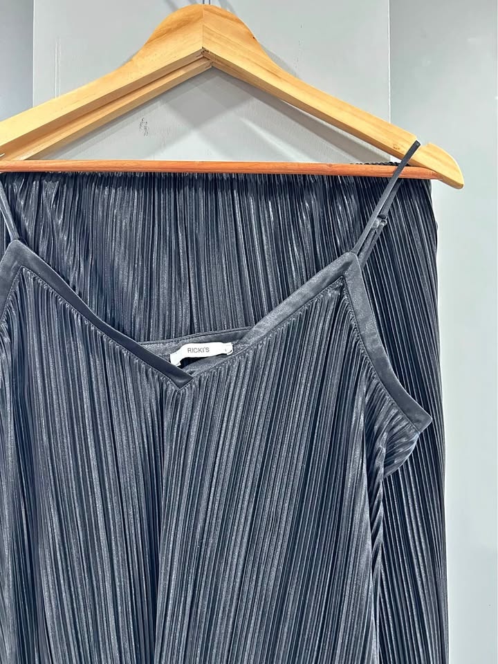 Ricki's Black Pleated Cami & Pants Set - Size L