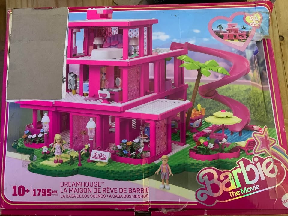 MEGA Barbie The Movie Building Toys Set, DreamHouse Replica with - photo 3