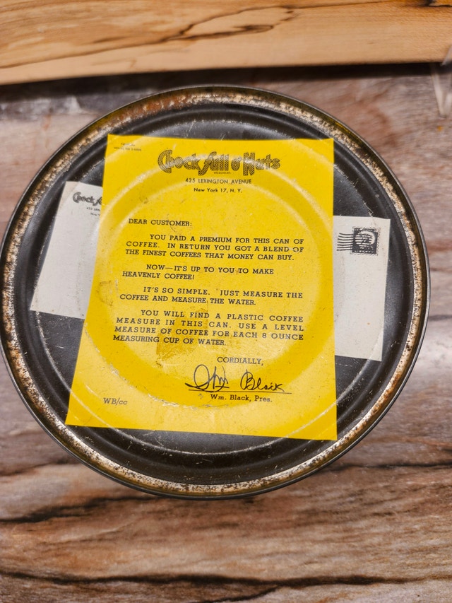 Vintage Chock Full O Nuts coffee tin - photo 3