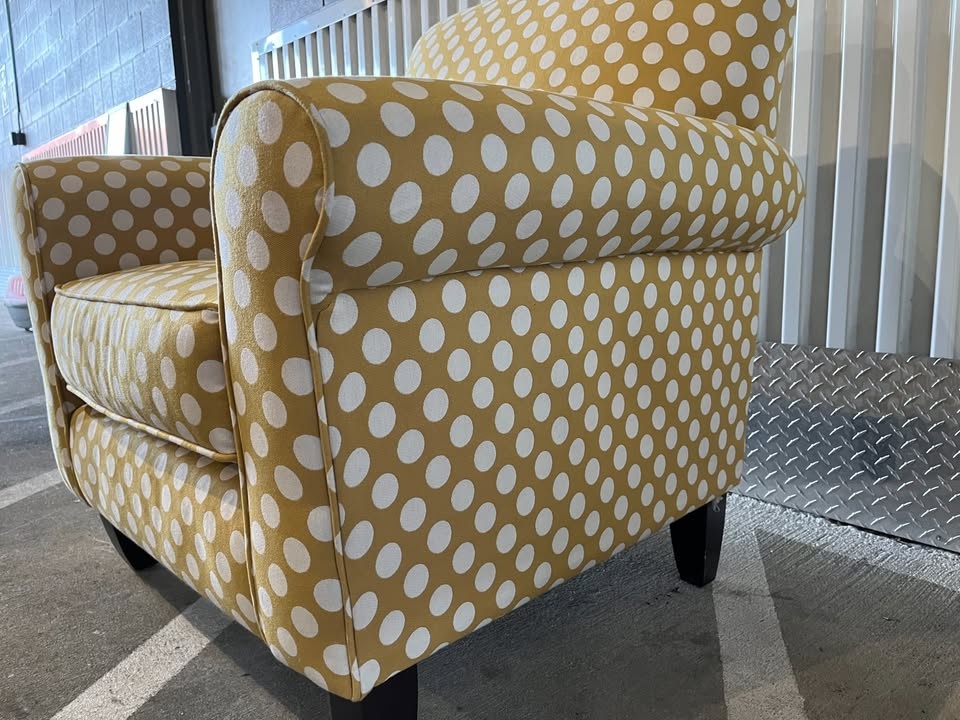 Brindon Yellow Dot Accent Chair - photo 5