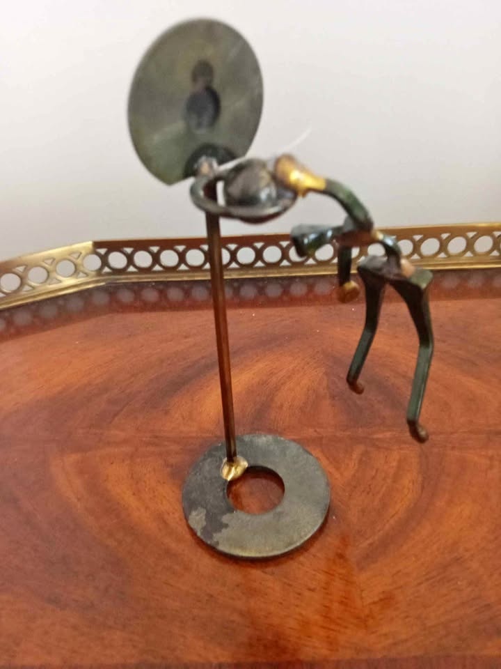Vintage Metal Nail Art Sculpture