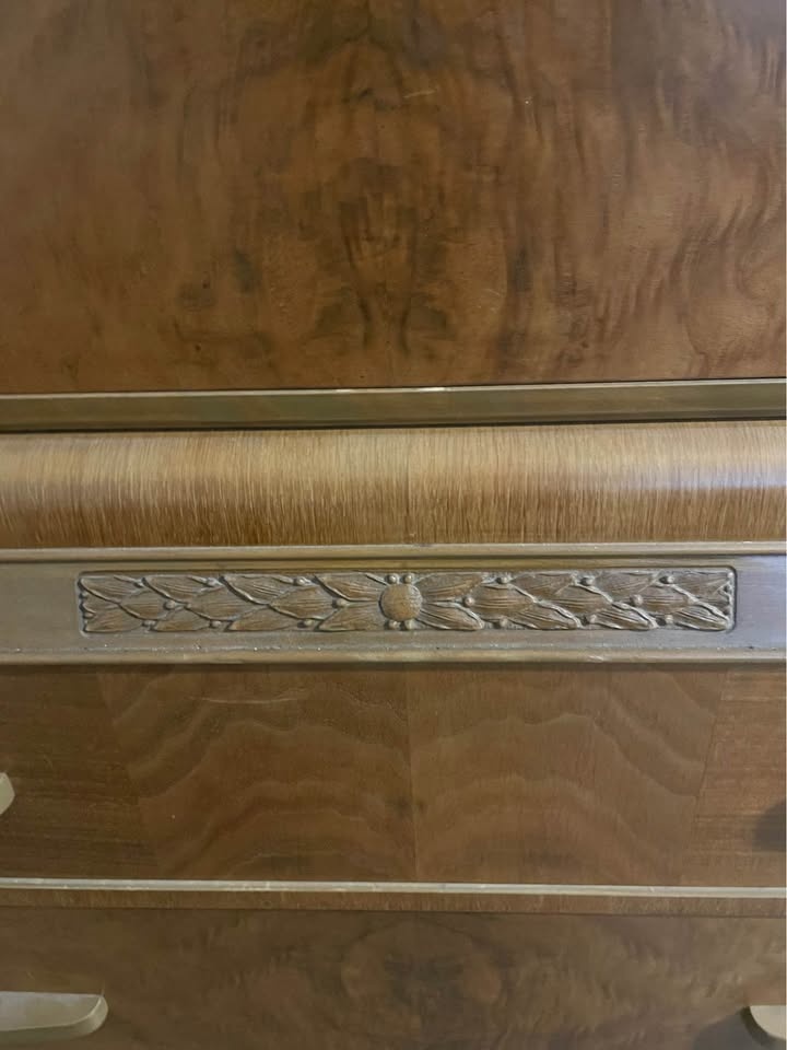 Antique wooden dresser - photo 4