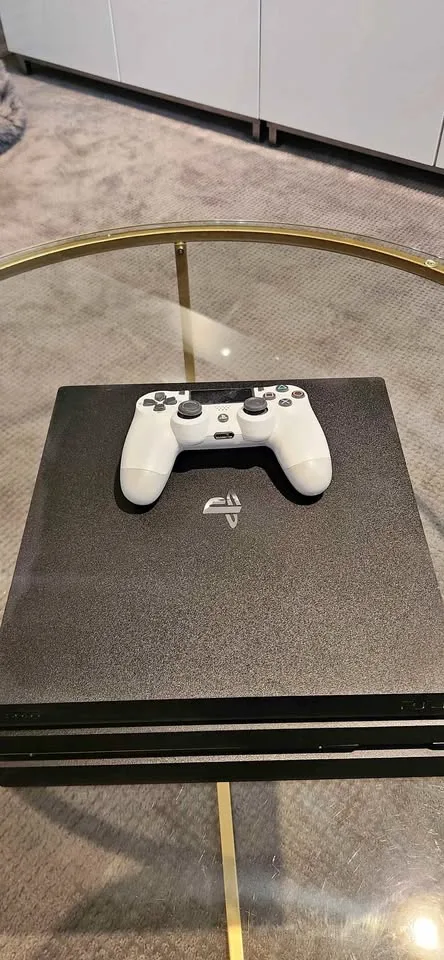 🔥 PlayStation 4 Pro (CUH-7115B) + White Controller – $150 OBO thumbnail