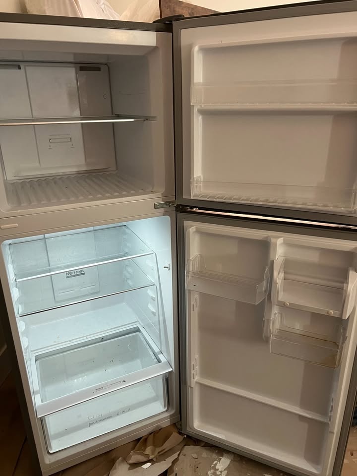 Refrigerator - 24" Top Freezer - photo 2