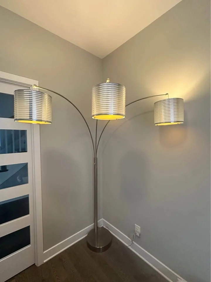 Modern 3 Arm Floor Lamp image indicator(4)