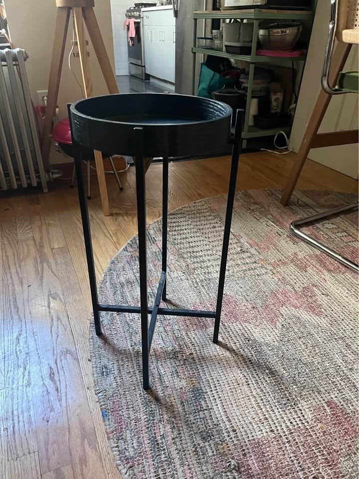 Small Wayfair Side Table - photo 5