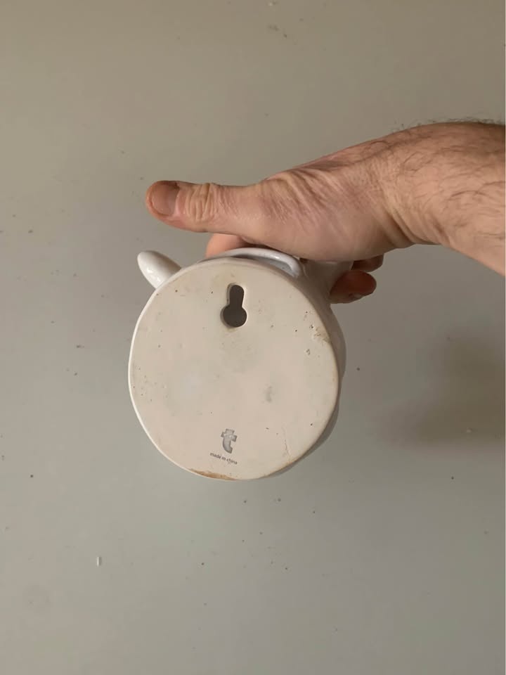 Rhinoceros vase - photo 4