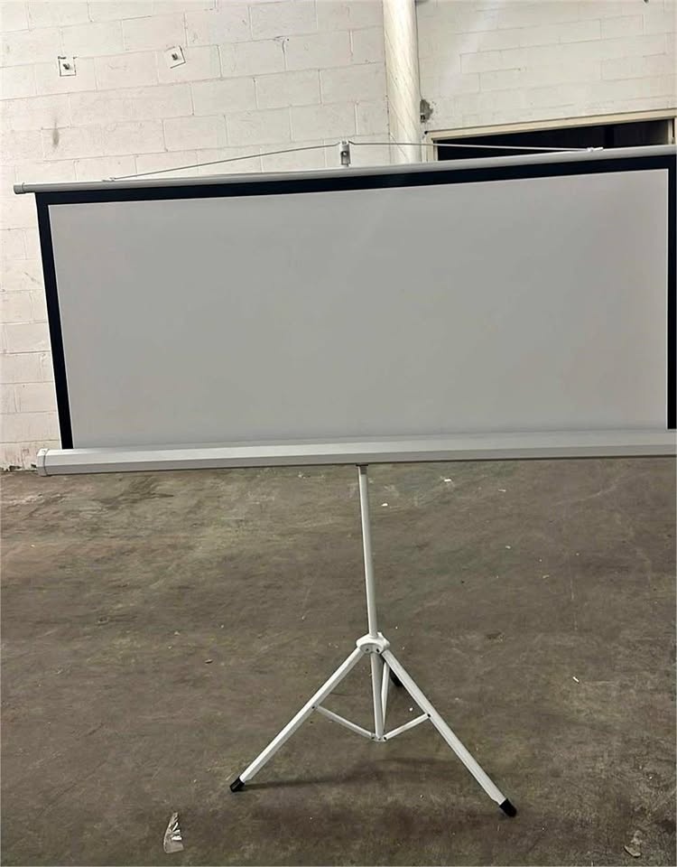 Projector Screen 72"