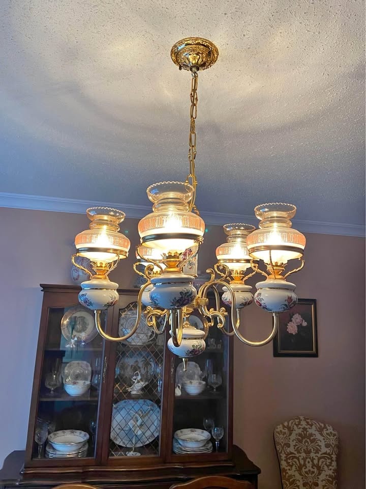 Beautiful Detailed Chandelier