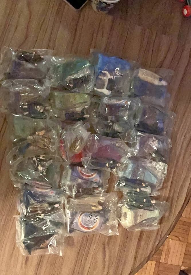 Burger King Lord of the Rings 2001 Collection - Sealed