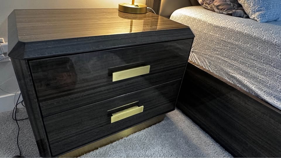 Queen Bed Frame & Mattress Set with Nightstands and Chest - photo 4