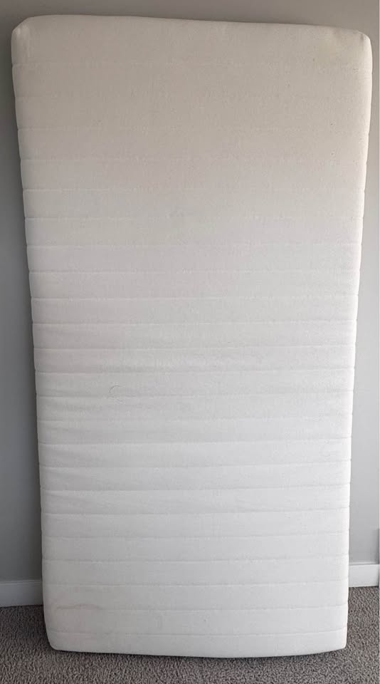 TWIN MATTRESS - photo 3
