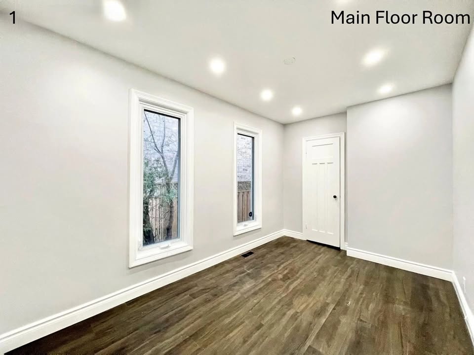 Private Room with Parking for Rent