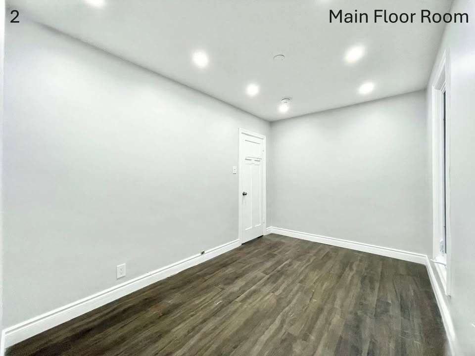 Private Room with Parking for Rent - photo 2