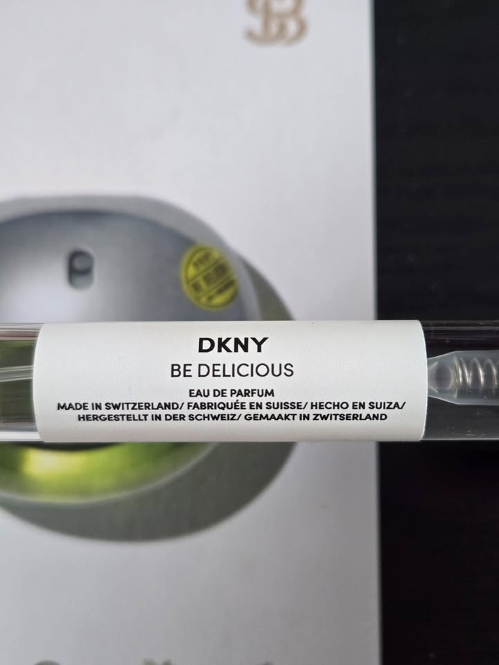 DKNY Be Delicious Eau de Parfum 8ml Travel Spray - photo 2