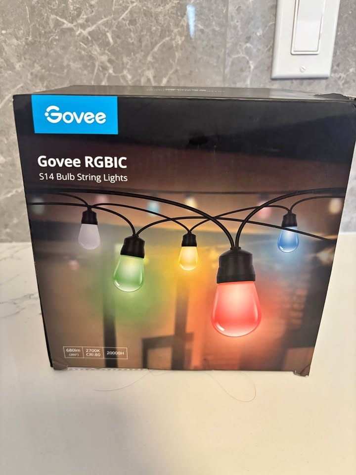 New brand  Smart Outdoor String Lights  48ft RGBIC