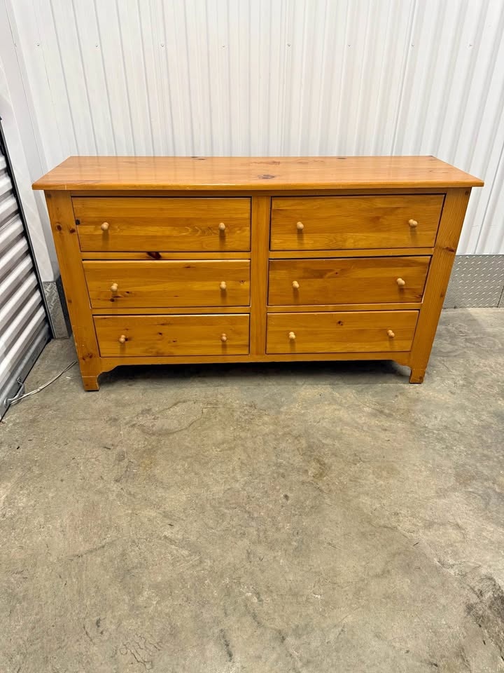 6 Drawer Wide Dresser