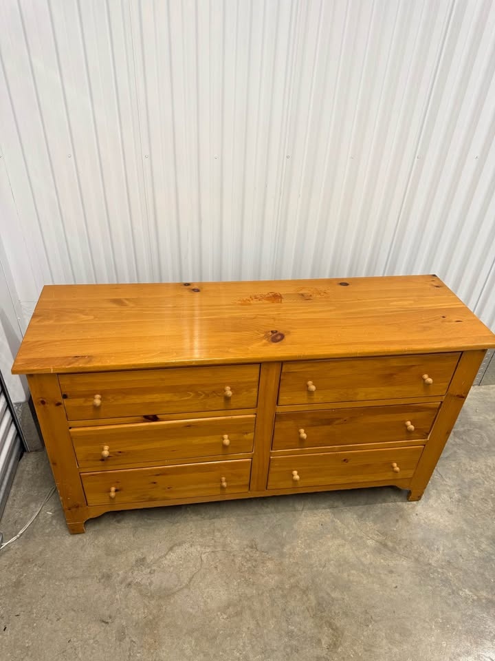 6 Drawer Wide Dresser - photo 2