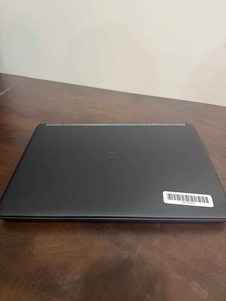 Dell Latitude E7250 Laptop - Core i5, 8GB RAM, 256GB SSD - photo 5