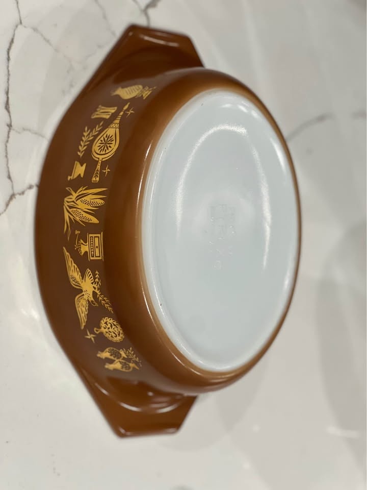Vintage Pyrex "Early American" Casserole Dish (1962-1971) - photo 5