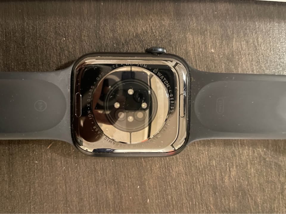 Apple Watch Series 8 GPS + Cellular 45mm - photo 4