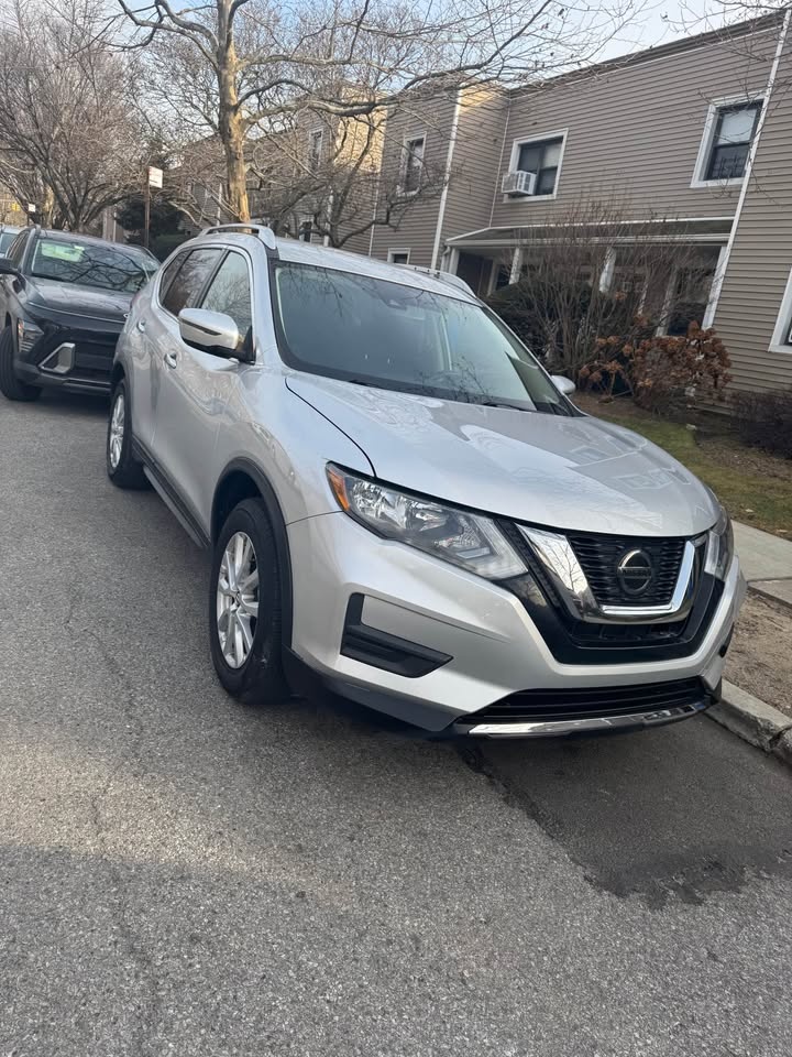 2021 Nissan Rogue SV Sport Utility 4D - photo 5