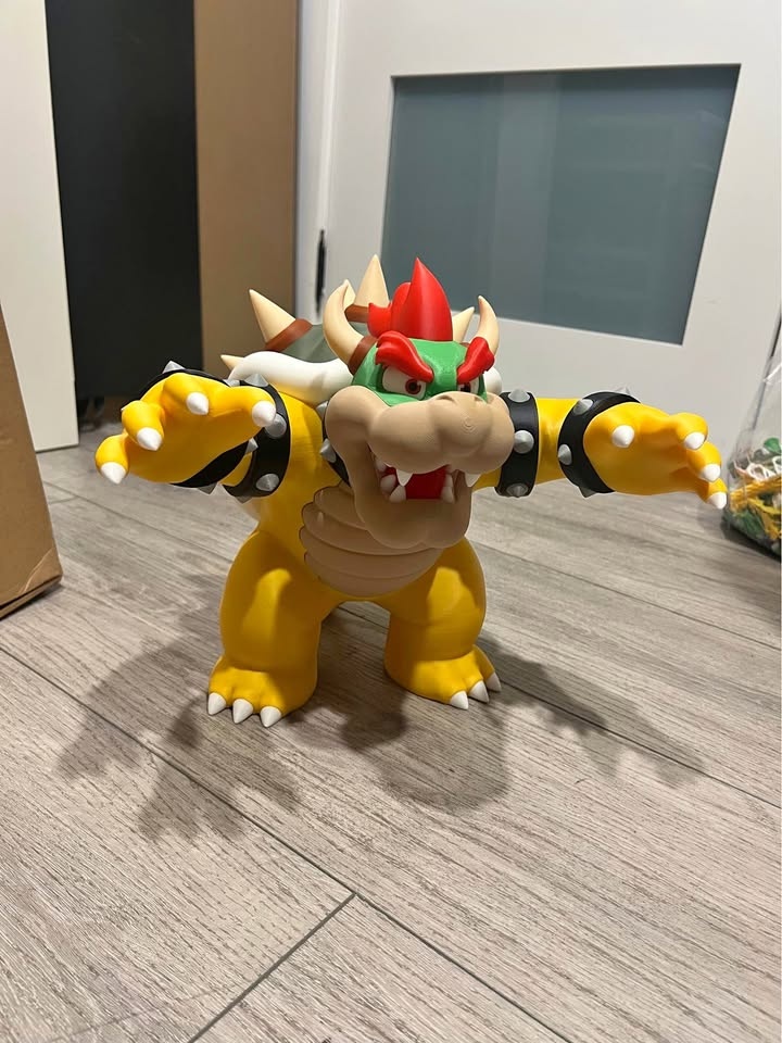 Super Mario Bowser Statue – Collector Display Piece