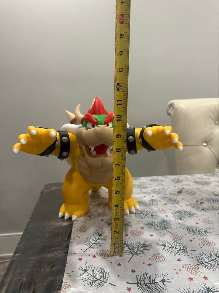 Super Mario Bowser Statue – Collector Display Piece - photo 3