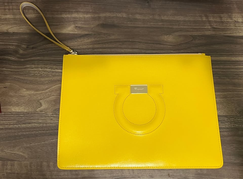 Brand New Salvatore Ferragamo Unisex Leather Clutch Bag - photo 3