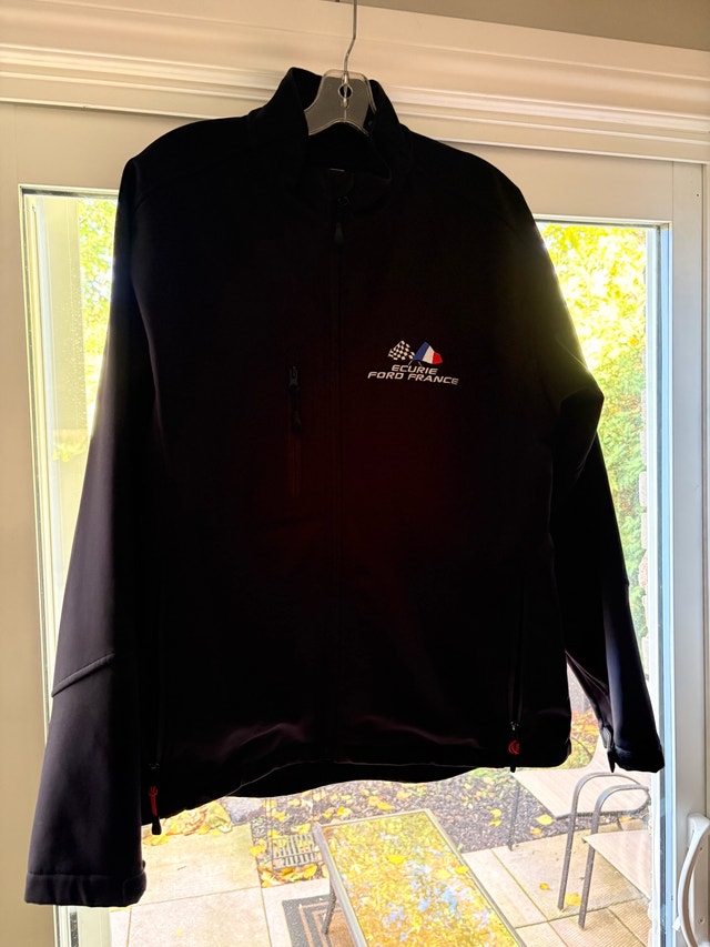 Men’s XL ECURIE FORD FRANCE jacket.