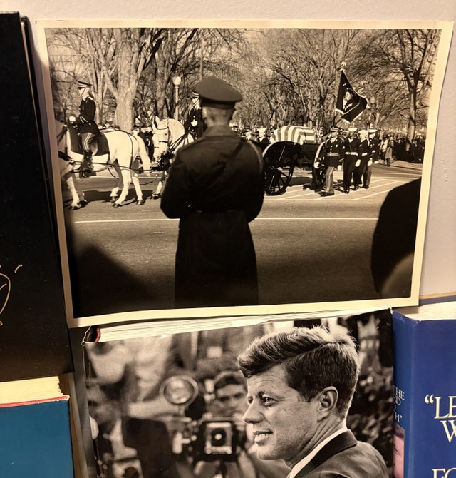 JF Kennedy memorabilia & collectible set. - photo 2