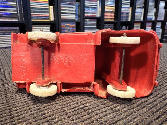 Vintage 5” AUBURN 1950’s Rubber Toy JEEP. - photo 5