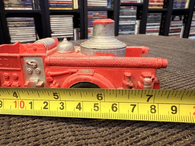 Vintage 50’s AUBURN Rubber Fire Truck. - photo 5