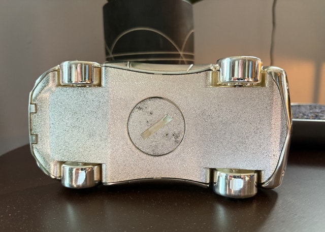 Maison Birks Sports Car Coin Bank 6.5" - photo 3