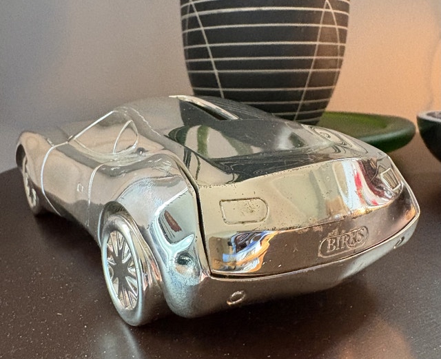 Maison Birks Sports Car Coin Bank 6.5" - photo 4