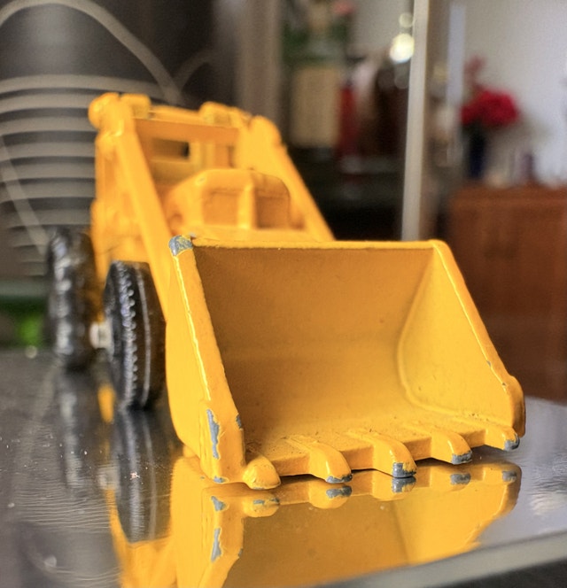 LESNEY MATCHBOX No. 24 Weatherhill Hydraulic Excavator - photo 3