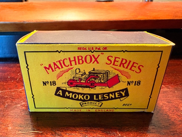 1956 Lesney Matchbox 18A Bulldozer & replacement box - photo 3