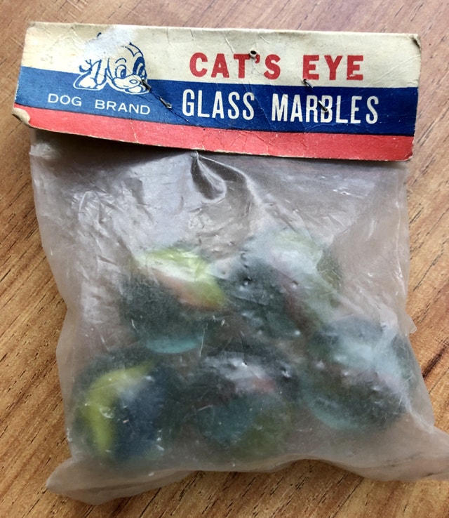 1970’s DOG BRAND CATS EYE. Original GLASS MARBLES. - photo 2