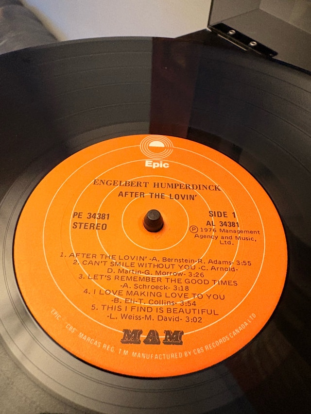 1976 Engelbert HUMPERDINCK “After the Lovin’” vinyl album - photo 5